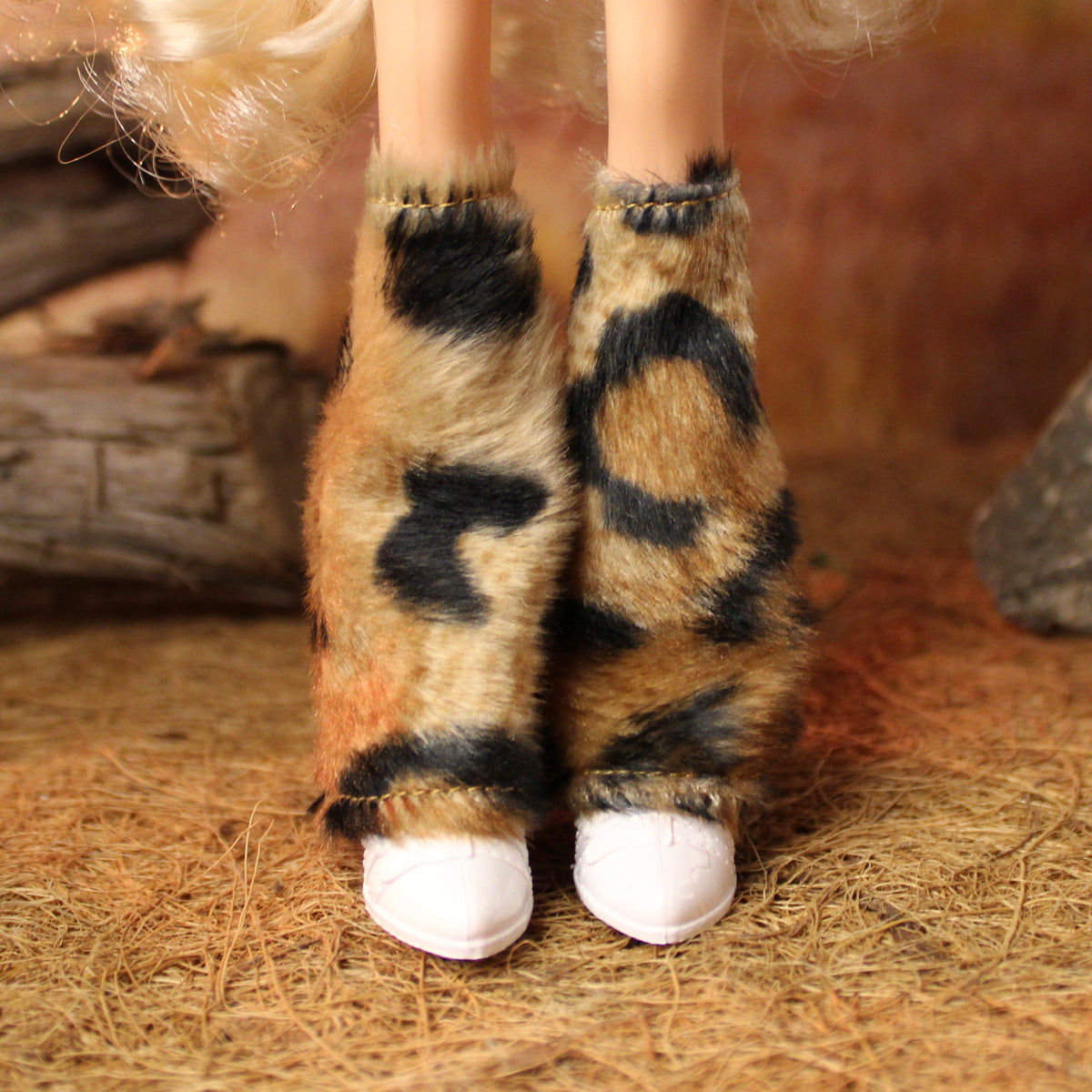 Cheetah faux fur leg warmers
